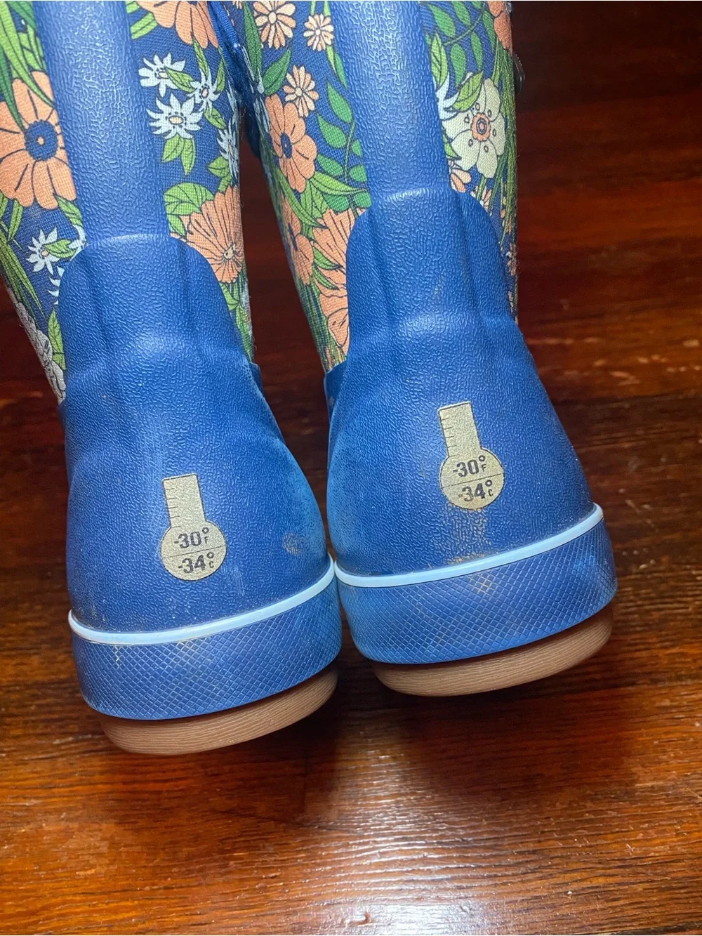 EUC Size 9 Little Kid Insulated Bogs Blue Floral Pull-On Rain Boots w/ Neoprene